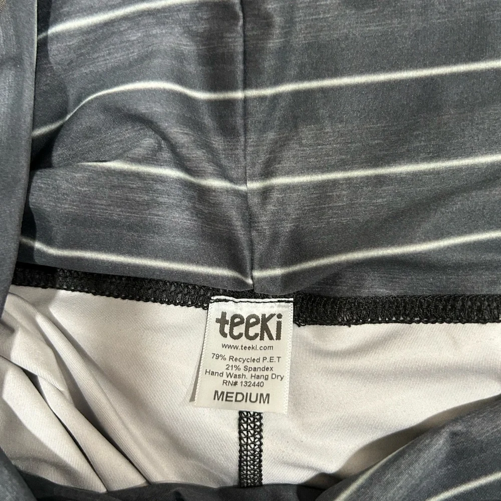 Teeki Love the Elephant Hot Yoga Pants Leggings Medium - Picture 7 of 7